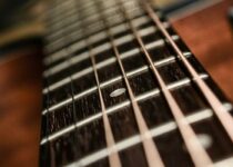 The Best Acoustic Guitar Strings