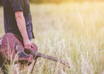 10 False Beliefs Holding You Back from Playing Guitar