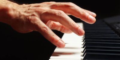 Carpal tunnel prevention for piano players