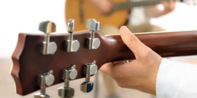 The best way to learn guitar: ultimate roadmap