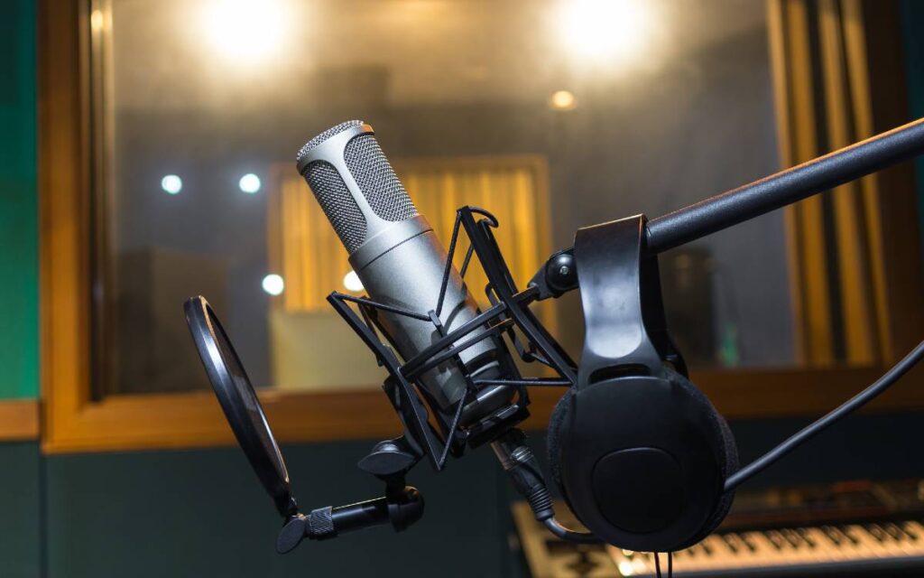Condenser microphone in a recording studio
