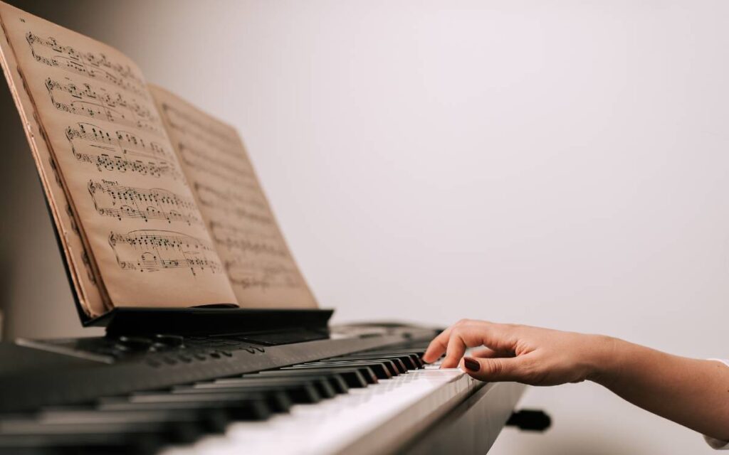 can-you-really-learn-piano-without-reading-music