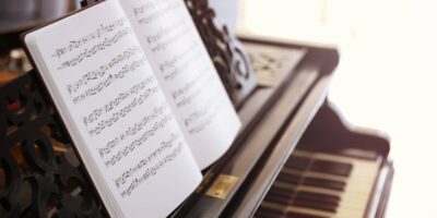 Can you really learn piano without reading music?