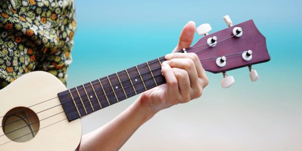 Top 10 easy hawaiian ukulele songs for beginners (with chords)